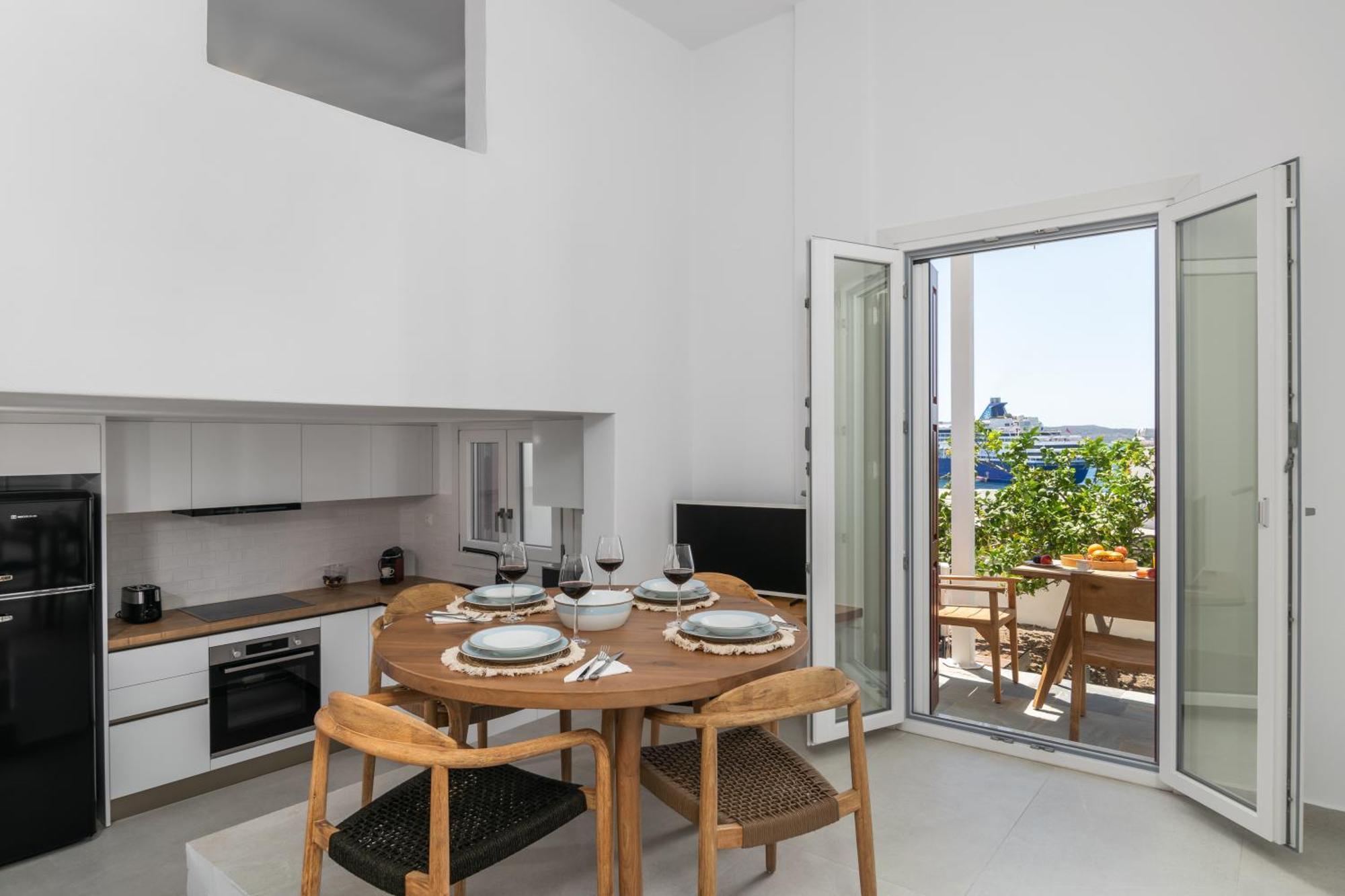 Vitalis Residences - Haven Suites Адамас Екстер'єр фото