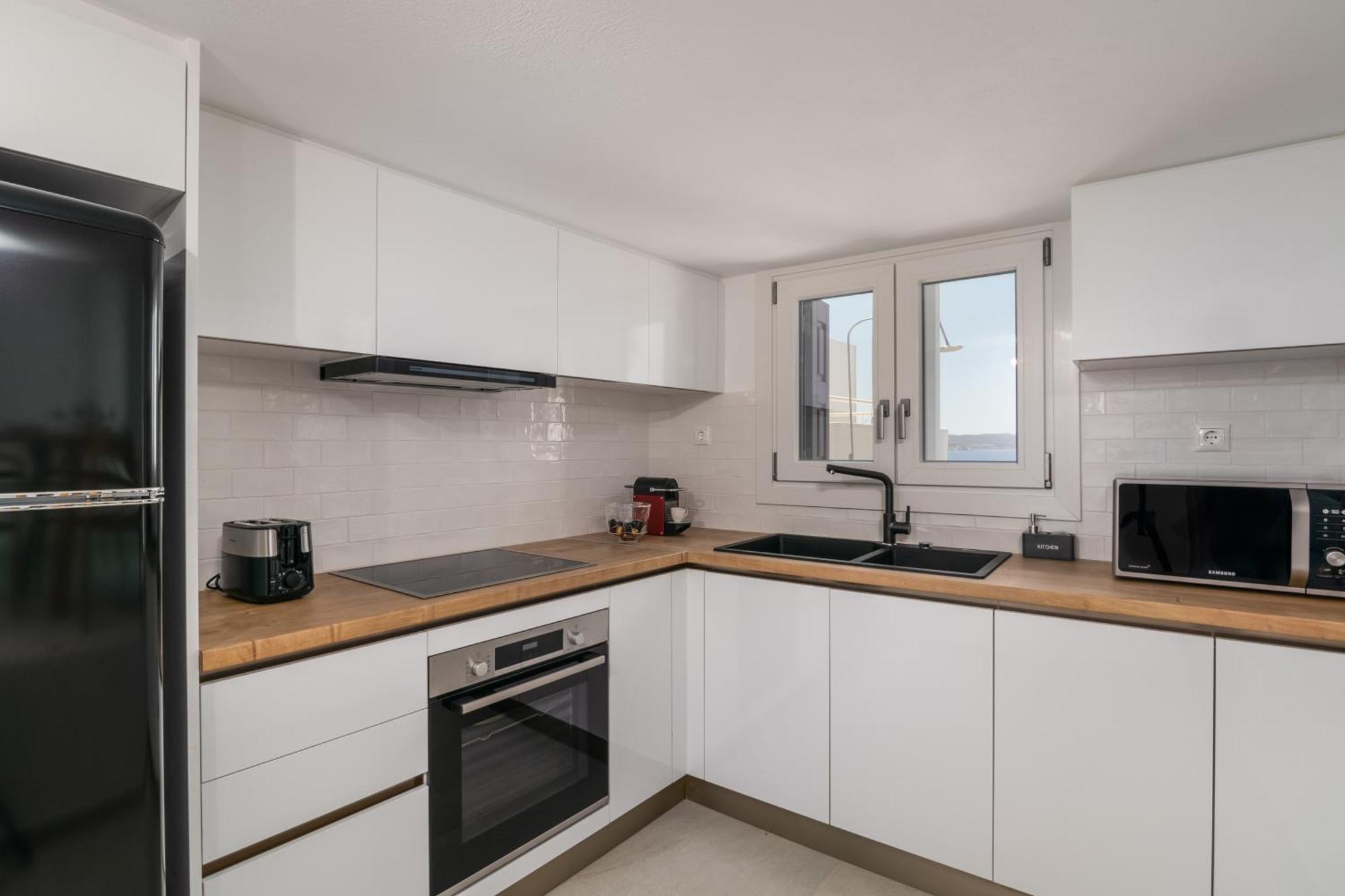 Vitalis Residences - Haven Suites Адамас Екстер'єр фото