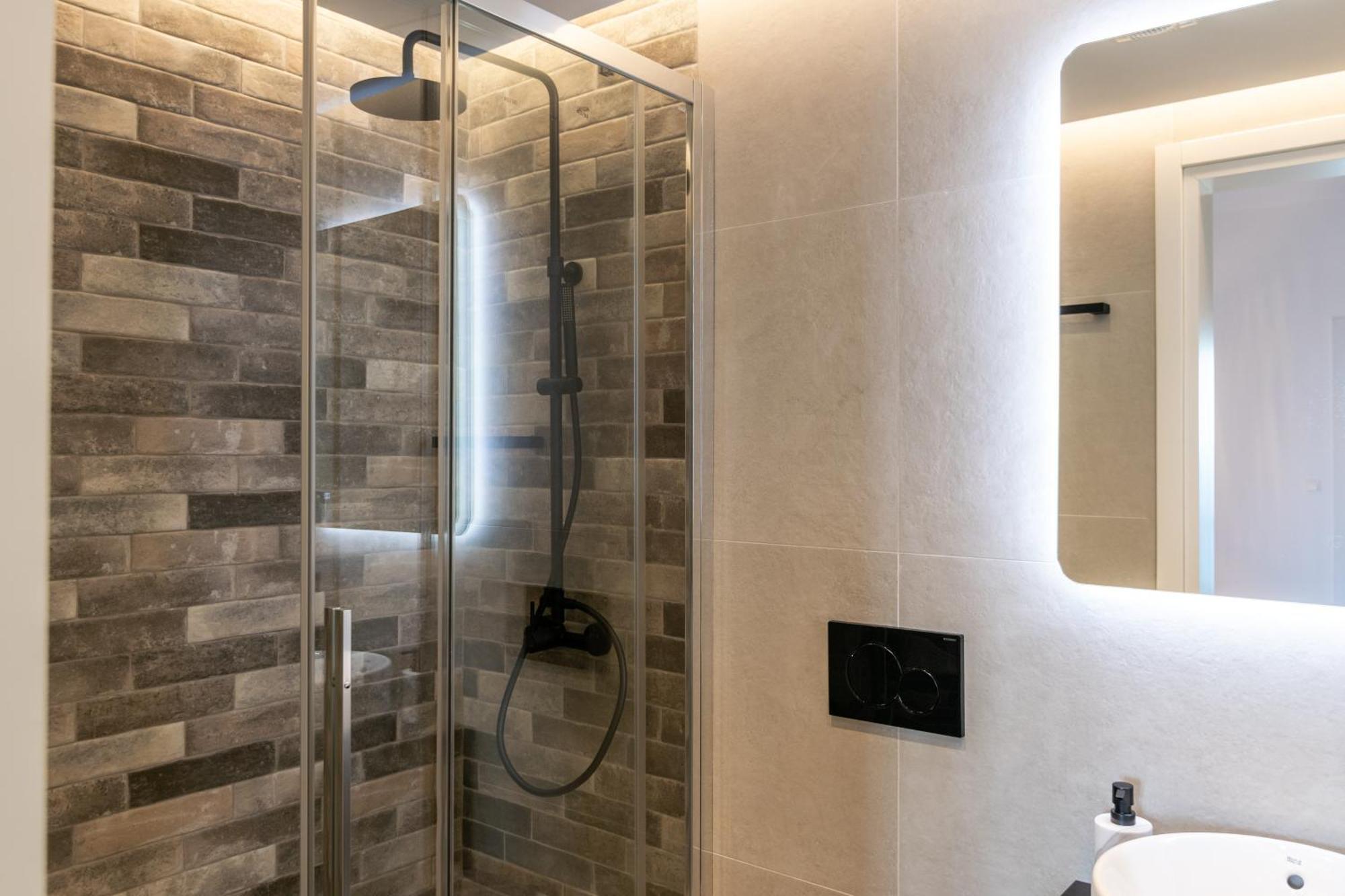 Vitalis Residences - Haven Suites Адамас Екстер'єр фото